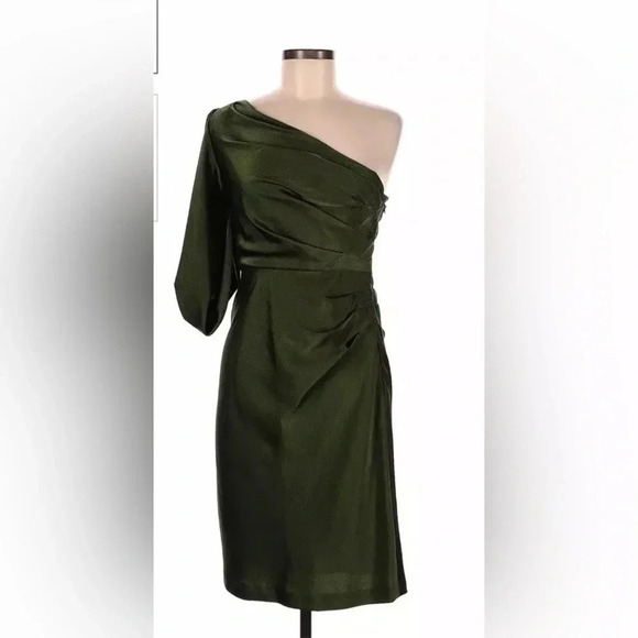 BCBGMaxAzria Dresses & Skirts - BCBG MAXAZRIA-Green One-Shoulder Draped Bodycon Short Dress Side Zip 02 cocktail